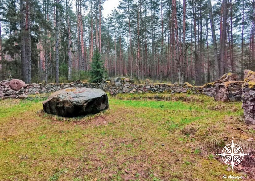 Monoteistyczna Świątynia Świata / naatlantyde.pl