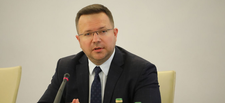 Litwiniuk: Członek RPP może wejść do centrali NBP tylko raz w tygodniu