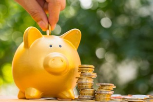 78 proc. Polaków deklaruje posiadanie oszczędności [BADANIE]