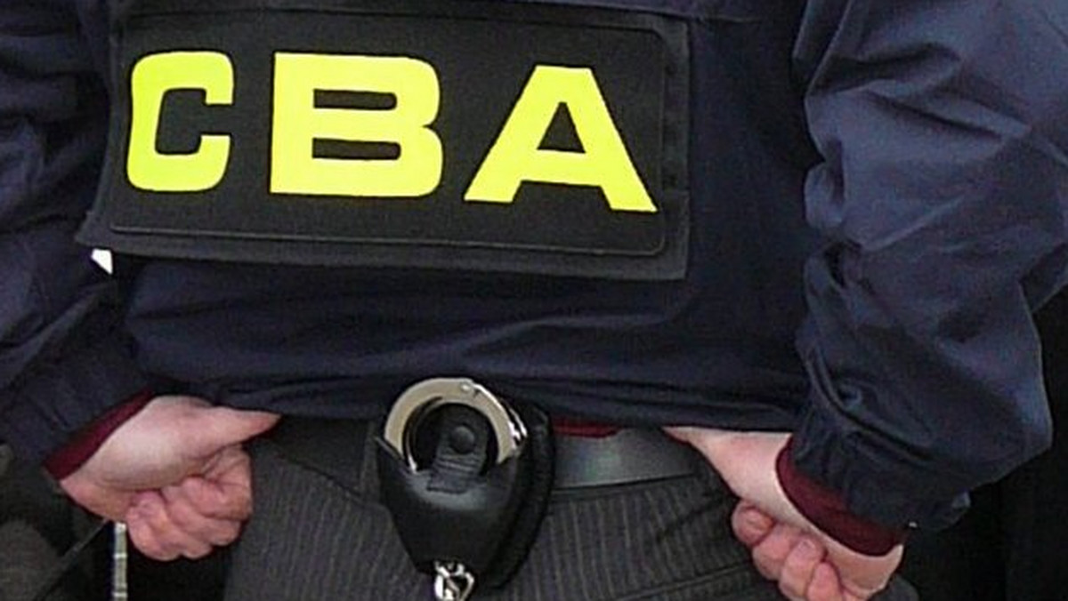 Są wnioski o areszt wobec trzech zatrzymanych w akcji specjalnej CBA w klubie nocnym w Warszawie – dowiedziała się dziś PAP. Postawiono im zarzuty płatnej protekcji – powoływanie się na wpływy w wymiarze sprawiedliwości i załatwienie sprawy w zamian za łapówkę.
