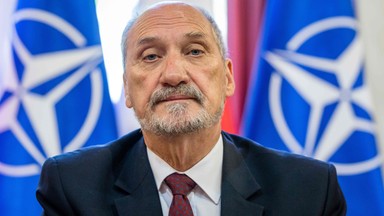 Antoni Macierewicz: zmiany w armii spowodowane są dramatem smoleńskim