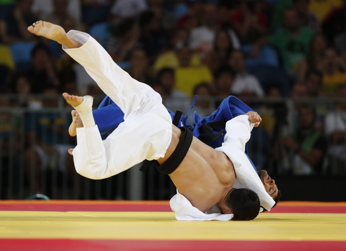 Na tatami w Rio de Janeiro nikt się nie oszczędza. Efektowne rzuty esencją judo