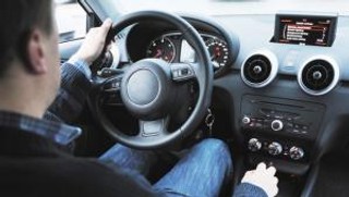 Kupujesz używane auto z zagranicy? Sprawdź, jak uniknąć pułapek