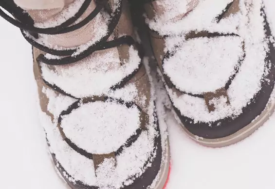Które zimowe buty uchronią cię przed upadkiem? Naukowcy mają bardzo niesatysfakcjonującą odpowiedź