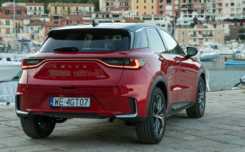 Lexus LBX