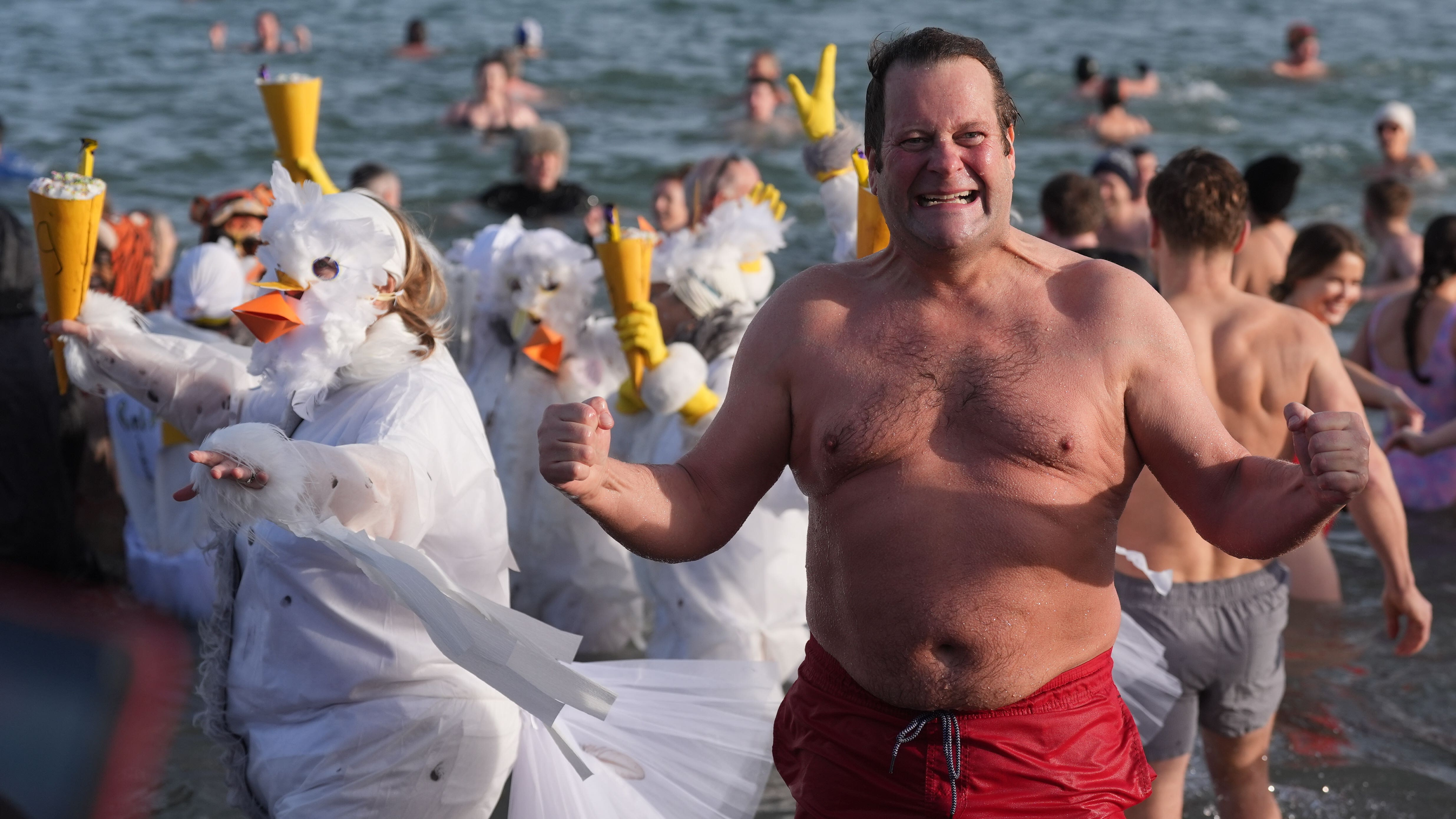 4.3°C waters: 40 Liverpool swimmers brave New Year dip for baby hospice
