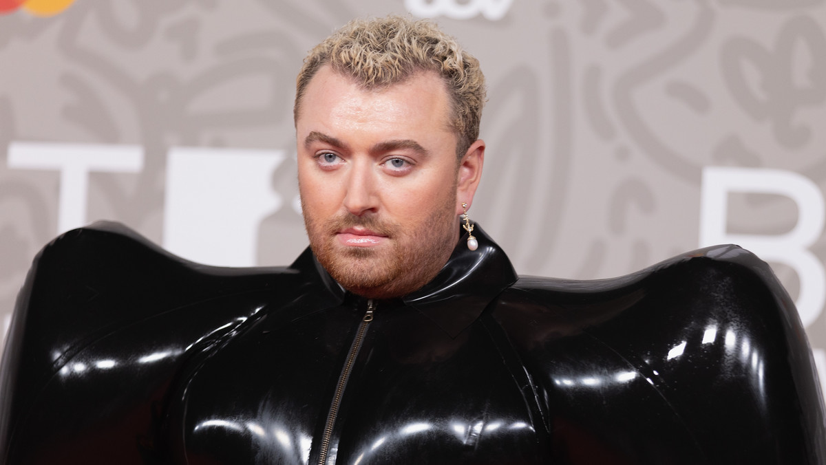 Sam Smith zaszokowali wyglądem. O tej kreacji mówi cały Internet