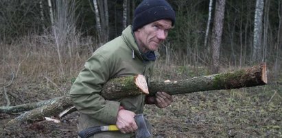 Ślepy drwal zgubił się w lesie