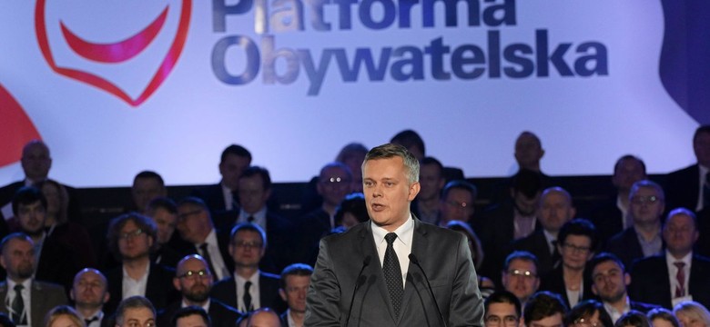 Siemoniak: Pomysły PO w sprawie 500 Plus są dobrze przyjmowane przez wyborców. Piasecki: Wszystkich trzech?