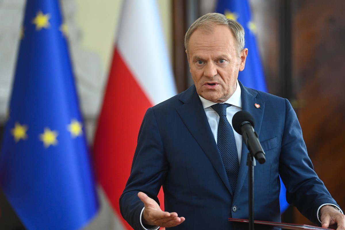 Premier Donald Tusk podczas konferencji prasowej po posiedzeniu rządu w siedzibie KPRM w Warszawie, premier wydał zarządzenie ws. powołania komisji ds. badania wpływów rosyjskich i białoruskich w Polsce w latach 2004-2024