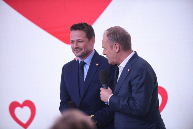 Prezydent Warszawy Rafał Trzaskowski i premier RP Donald Tusk