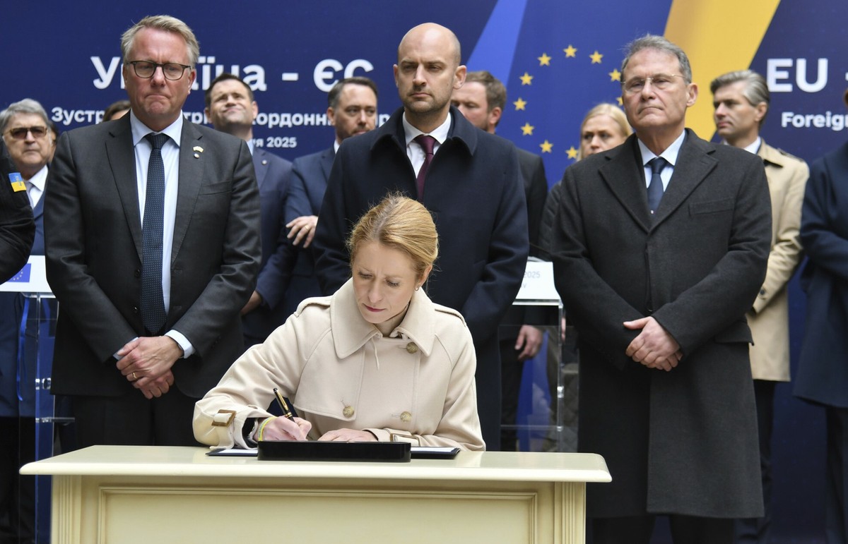 UE przeznaczy 1,7 mld dol. z rosyjskich aktywów na spłatę pożyczek Ukrainy