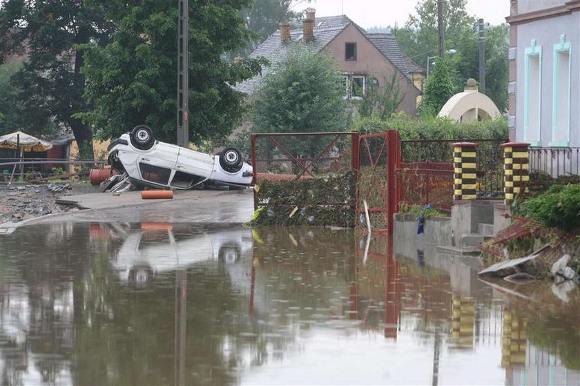 Po wodzie zostały ruiny. Szokujące FOTO z Bogatyni!