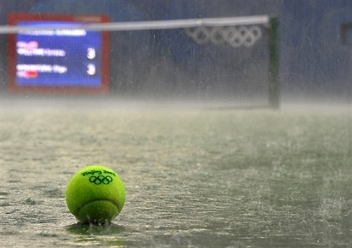 OLY - 2008 - TENNIS - RAIN