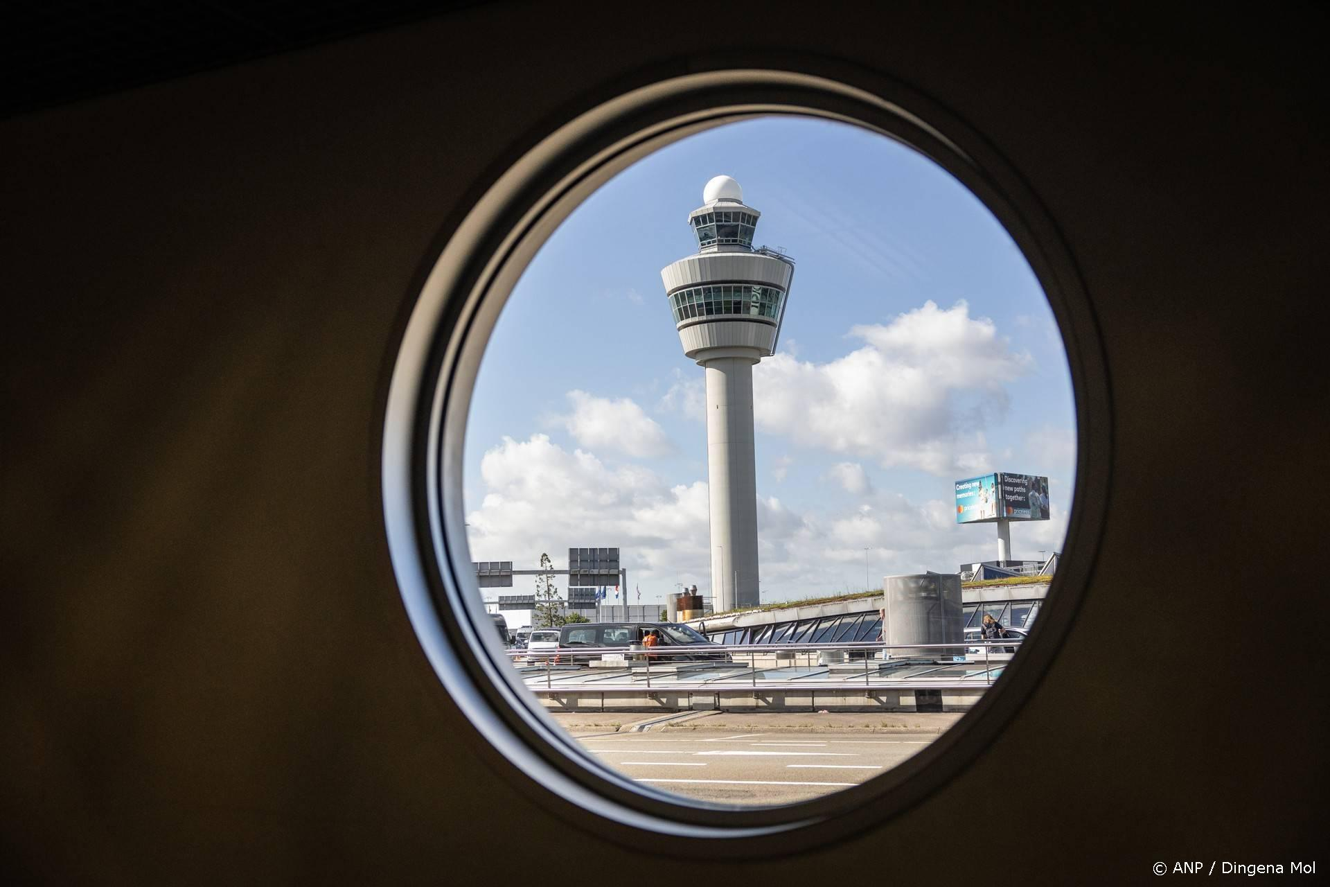 De Schiphol-baas Sybren Hahn vertrekt na kritiek op het tien miljard-plan