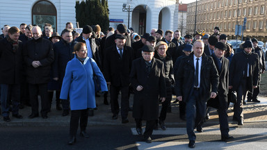 Politycy PiS uczcili pamięć ofiar katastrofy smoleńskiej. Uroczystości w stolicy