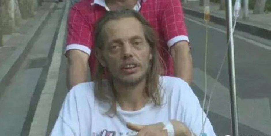 ... a potom je završio u bolnici zbog "psihičke iscrpljenosti"