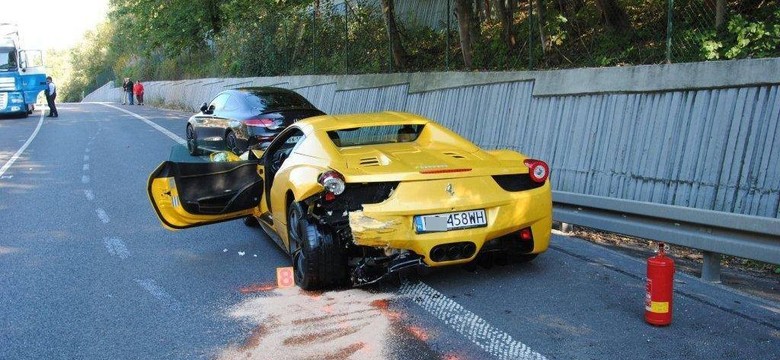 Wypadek luksusowych aut na Słowacji. Polski kierowca Mercedesa zwolniony za kaucją