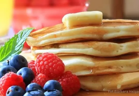 Amerykańskie śniadanie: przepisy na pancakes