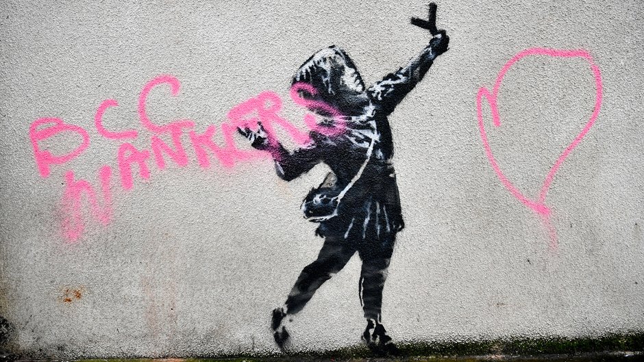 Zniszczony mural Banksy'ego