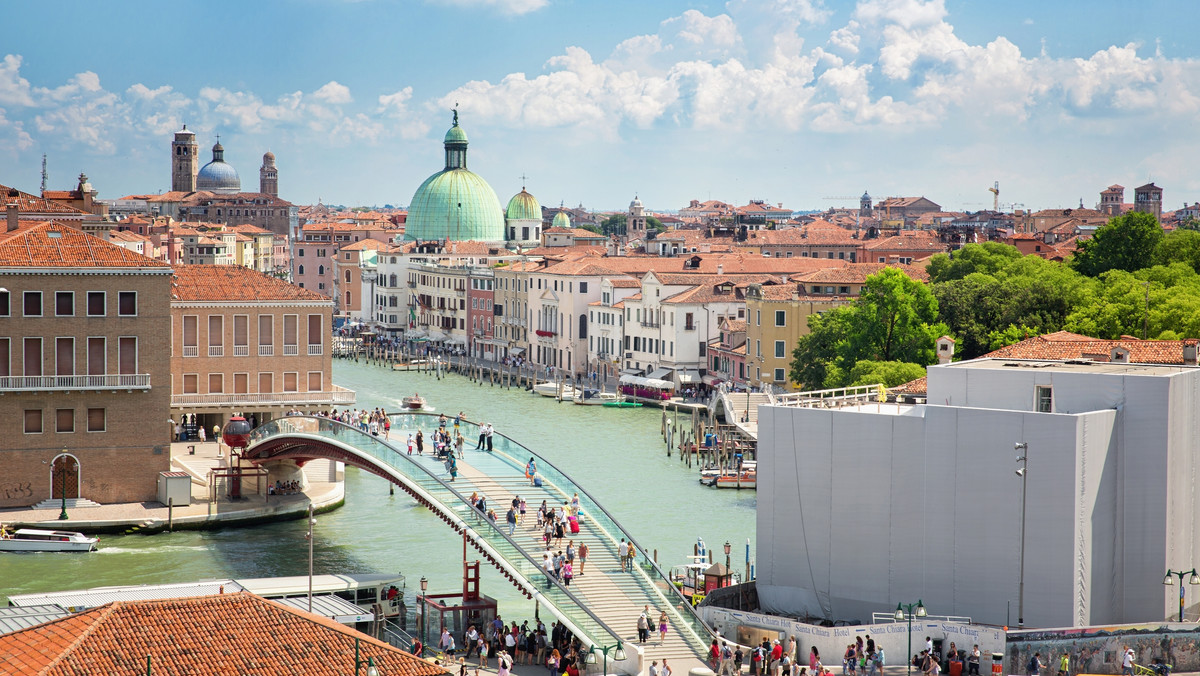 Wenecja: most niebezpieczny dla mieszkańców, turystów i kasy miasta