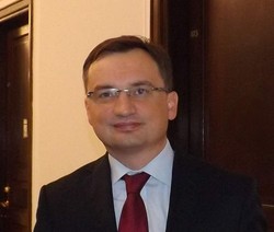 Ziobro ujawnia sensacyjne przyczyny zapaści transplantologii w czasach rządów PiS