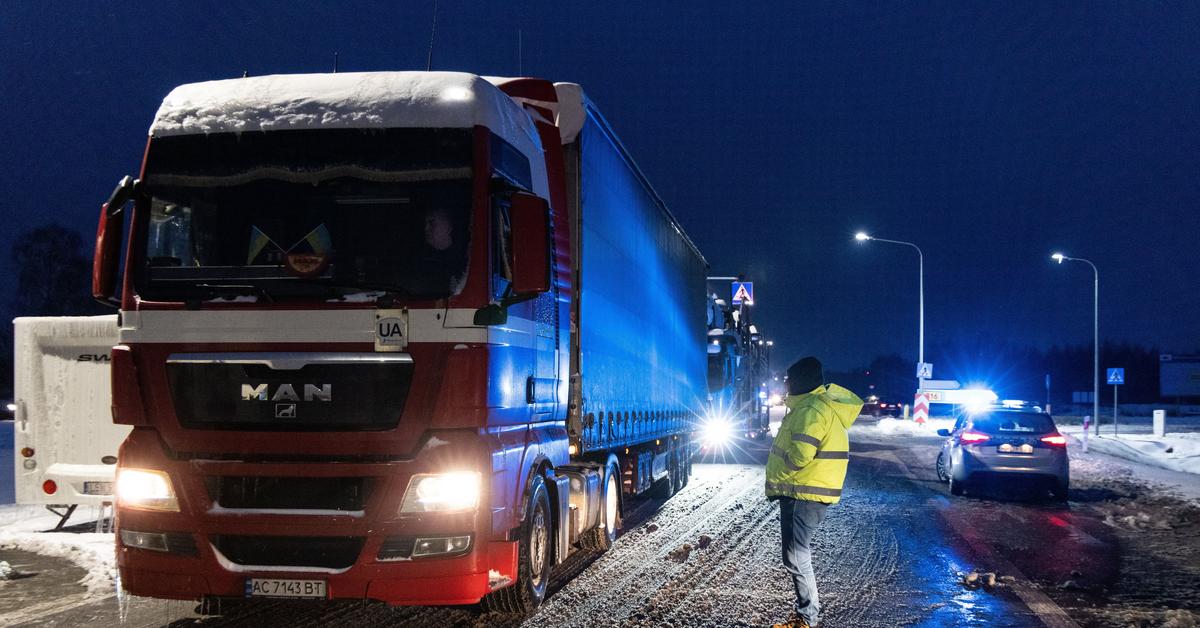  Dorhusk: Ponad 2 tys. tirów czeka na odprawę. Kolejka do przejścia wynosi już 70 km