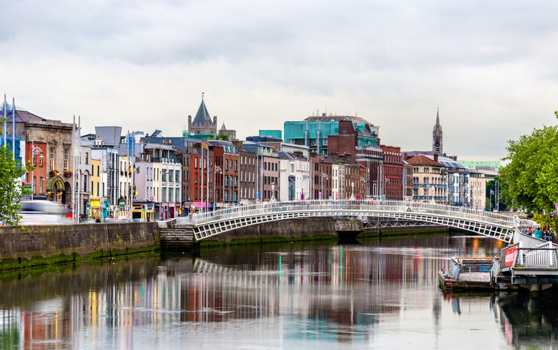 Dublin, stolica Irlandii. Swoje europejskie siedziby ma tutaj wiele międzynarodowych korporacji.