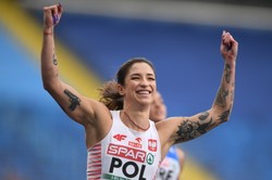 Złoty medal Ewy Swobody w biegu na 100 m