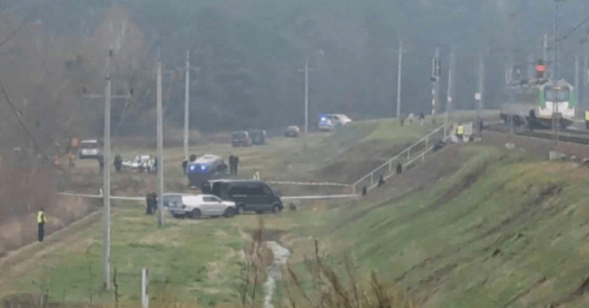 Detonacja na torach pod Garwolinem? Maszynista zatrzymał pociąg w ostatniej chwili