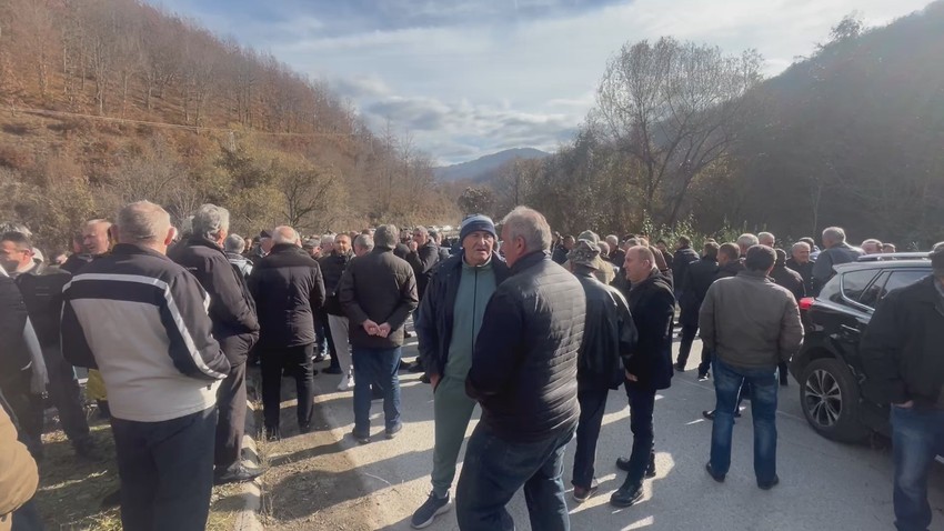 Meštani Vranške doline blokirali put kod Bijelog Polja