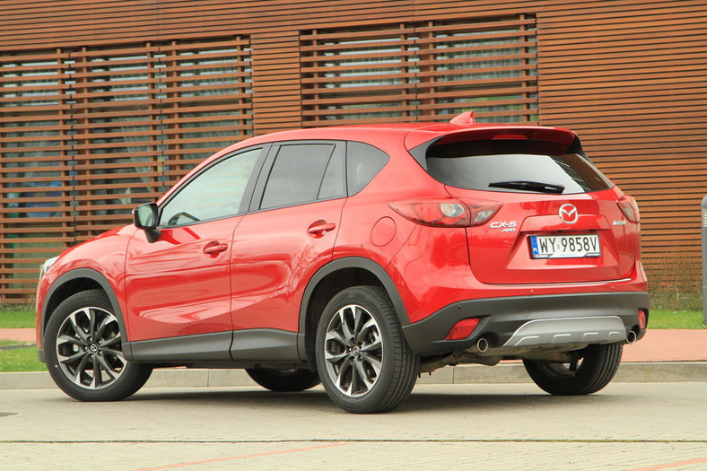 Szybki SUV z dużym silnikiem - Mazda CX-5 2.5 Skyactiv-G 4x4