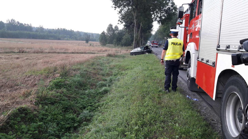 Kierowca szaleniec zabił kobietę i siebie 