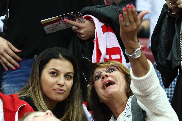 Olejnik, Siwiec, Lewandowska i Rodowicz kibicowały piłkarzom Nawałki