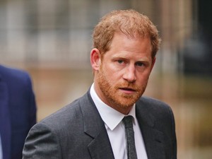 Károly király ezzel a húzásával annyira megbántotta Harry herceget, hogy sírva fakadt