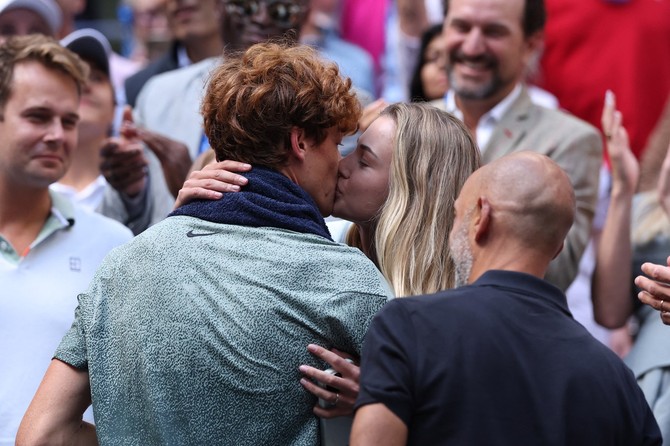 Janik Siner i Ana Kalinskaja