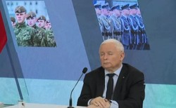 Czy Jarosław Kaczyński przysypiał na konferencji? Zobacz WIDEO