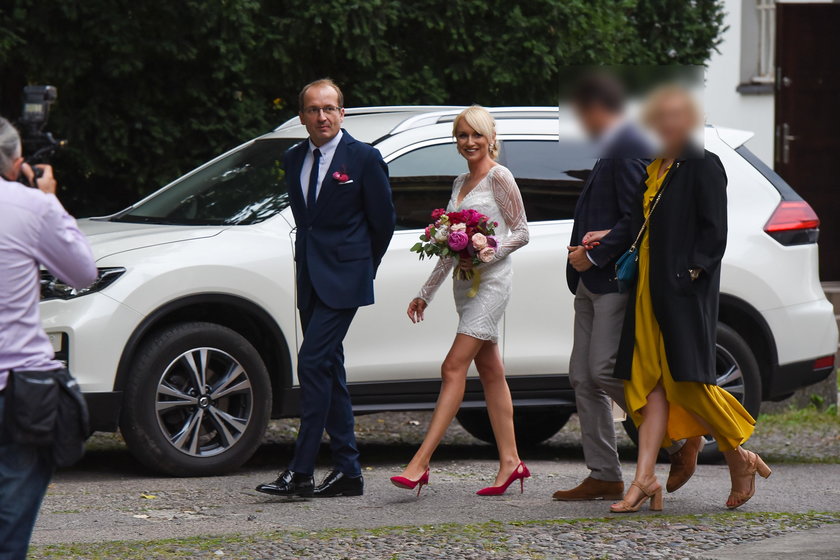 Komik Robert Górski i Monika Sobień wzięli ślub. Zobacz zdjęcia