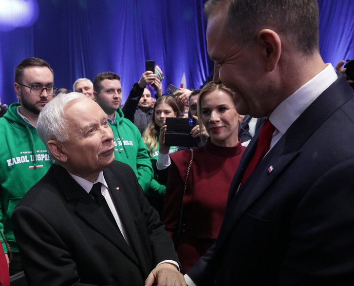 Jarosław Kaczyński i Karol Nawrocki podczas konwencji programowej kandydata PiS 2 marca 2025 r.
