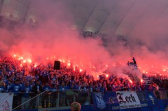 Kibole Lecha grożą piłkarzom. 'Jak przegracie z Legią, to was zaj**iemy!'