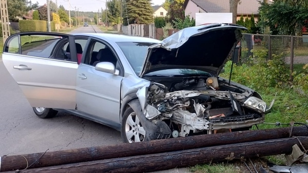 Szok w Jawiszowicach! Pijana ciężarna z dzieckiem w aucie spowodowała wypadek