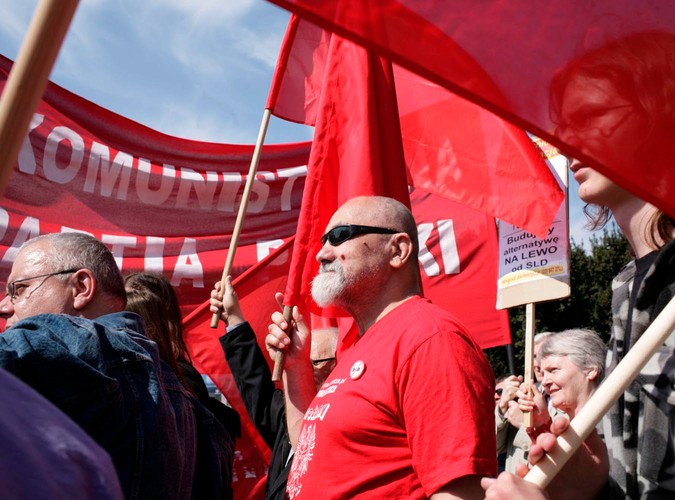 Pochód Nowej Lewicy na Rondzie de Gaulle'a w Warszawie