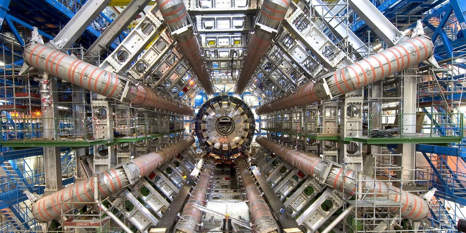 Future Circular Collider ma być aż dziesięć razy potężniejszy od Wielkiego Zderzacza Hadronów  (na zdjęciu), największego i najpotężniejszego na świecie akceleratora cząstek