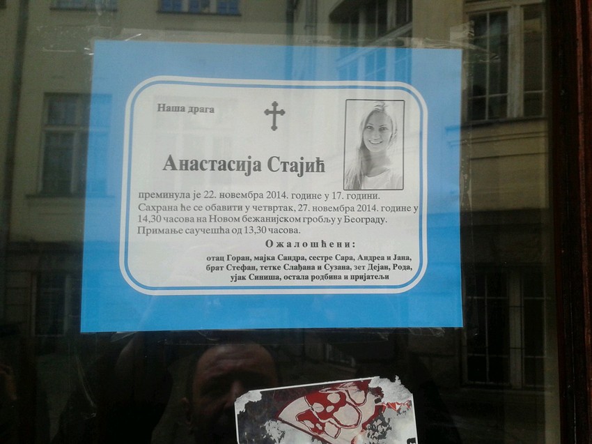 Umrlica na školskim vratima