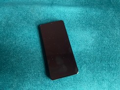 Y76, czyli typowy średniak od Vivo. RECENZJA