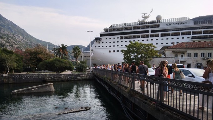 Kotor Crna Gora pokrivalica