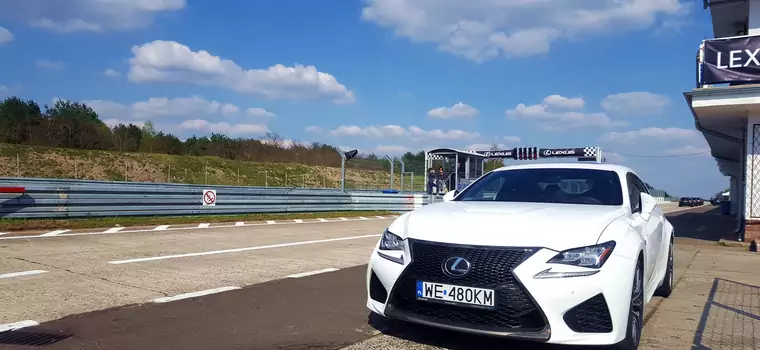 Lexus RC F - 477 koni, które woziło Stiga po torze Poznań!