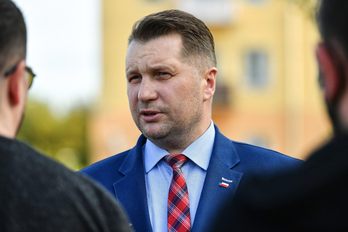 Wszystkie osoby, które od piątku miały kontakt z Czarnkiem skierowane na kwarantannę