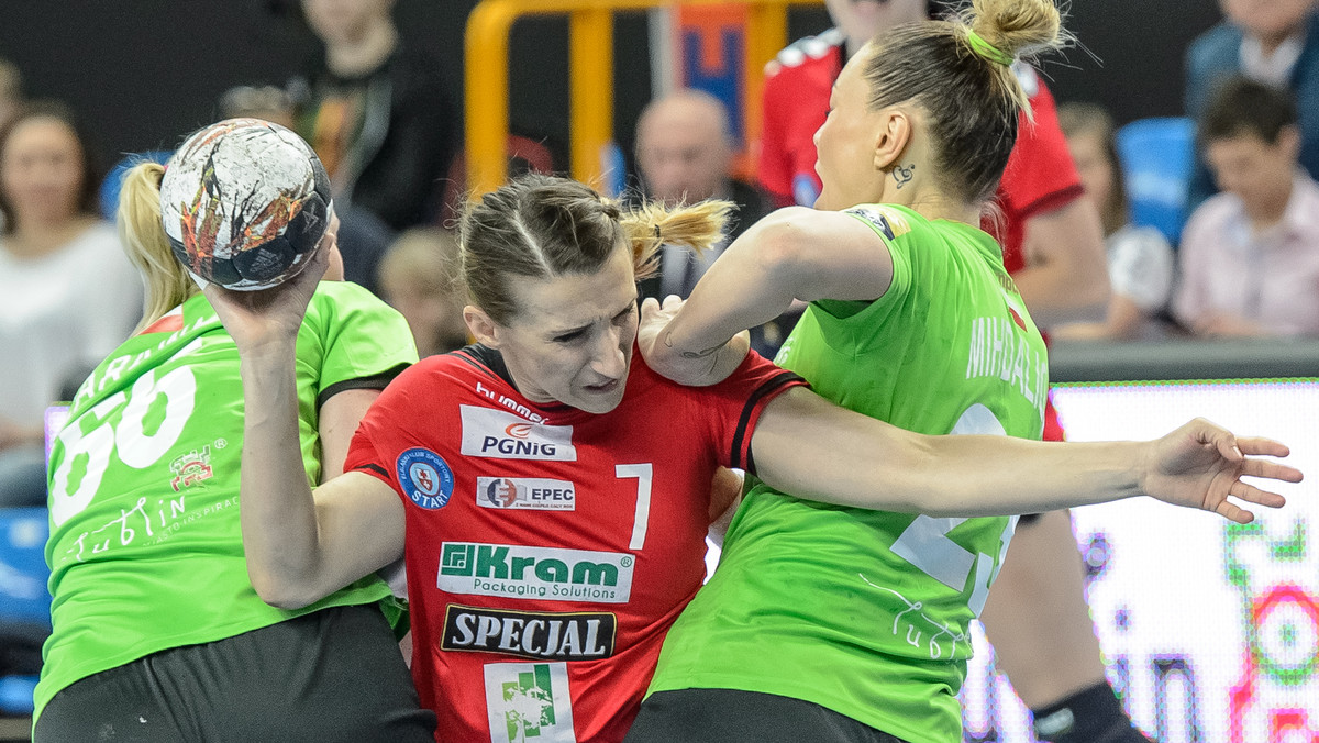 Piłkarki ręczne MKS Selgros Lublin pewnie pokonały w drugim spotkaniu półfinałowym PGNiG Superligi Start Elbląg 36:25 (21:11) i objęły prowadzenie w play off 2-0.