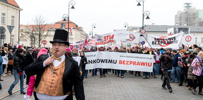 Każdy Polak dopłaci 150 zł do pomocy frankowiczom